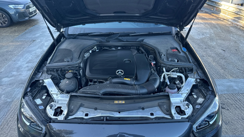 Mercedes-Benz E-Class E200 AMG Line 4dr 9G-Tronic Petrol Saloon